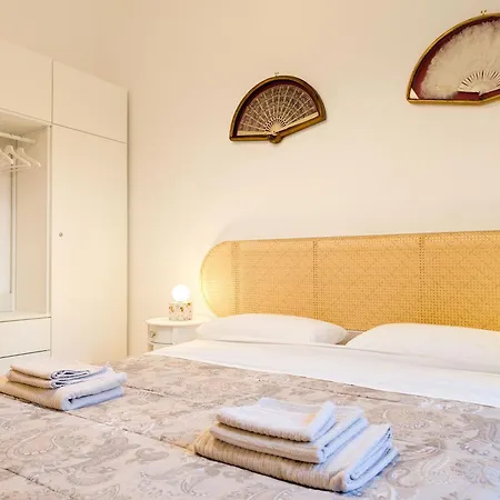 Tevere Apartment *
